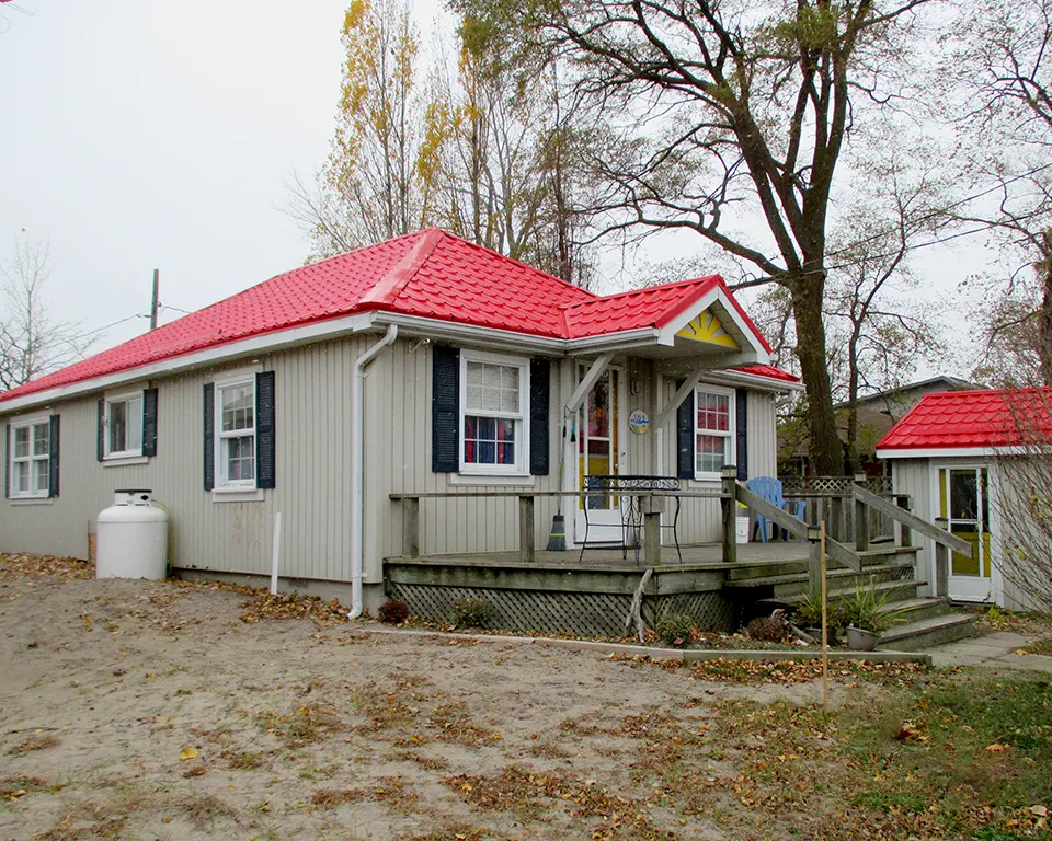 steel tile katola bright red house